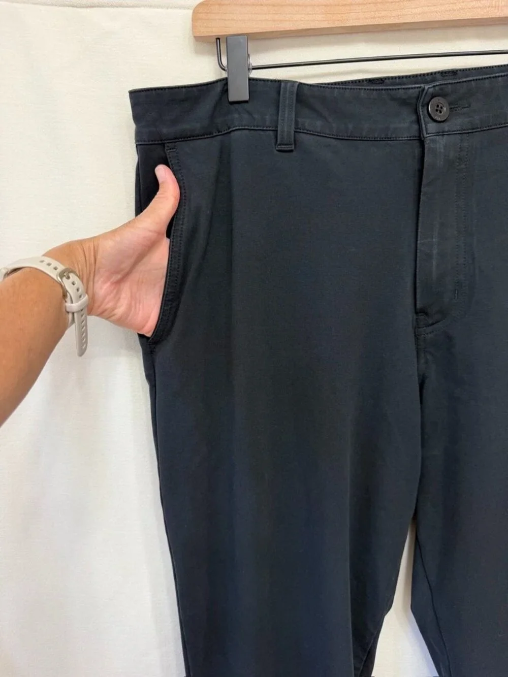 TravisMathew Right On Time Comfort Tech Chino Pants Black Size 36 x 32